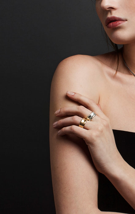 RIVER RING 18k YELLOW GOLD